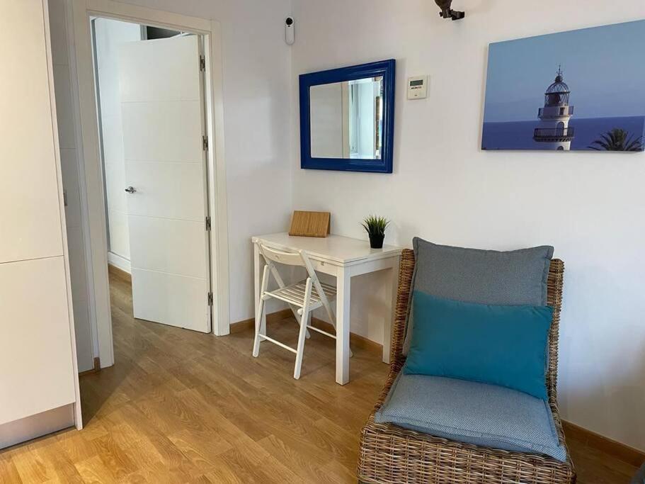 Bonito Apartamento Cerca Del Centro - Trinidad Málaga Eksteriør billede